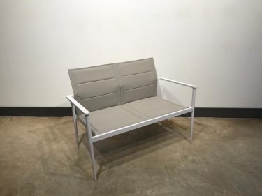 ספה דו מושבית דגם ניו אקספרט - צבע לבן